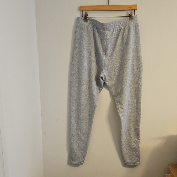 Gymshark Gray Sweatpants - Picture 4 of 7